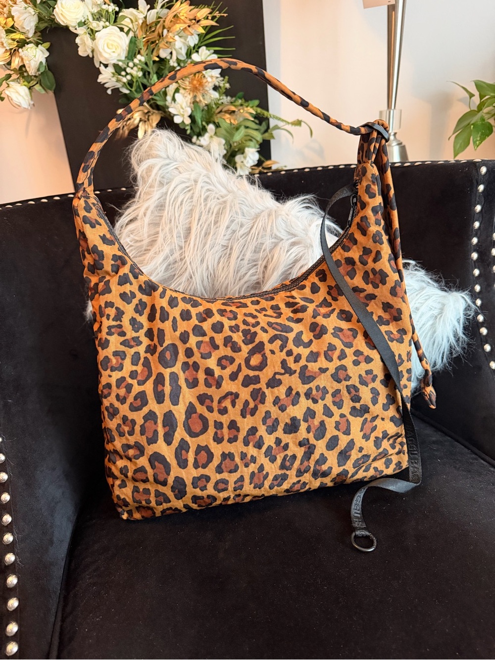 Baggu Leopard Nylon Shoulder Bah